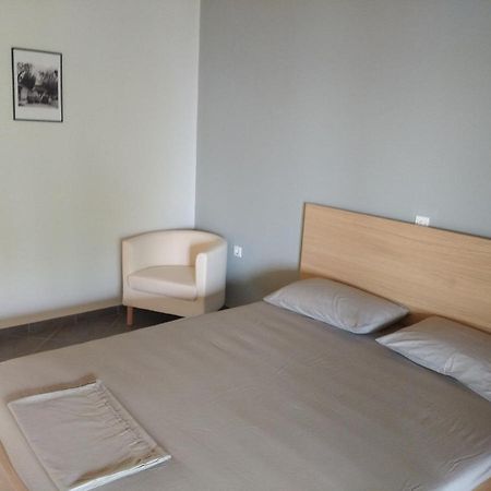 فيلا Aggeliki House 4 Kómboi المظهر الخارجي الصورة
