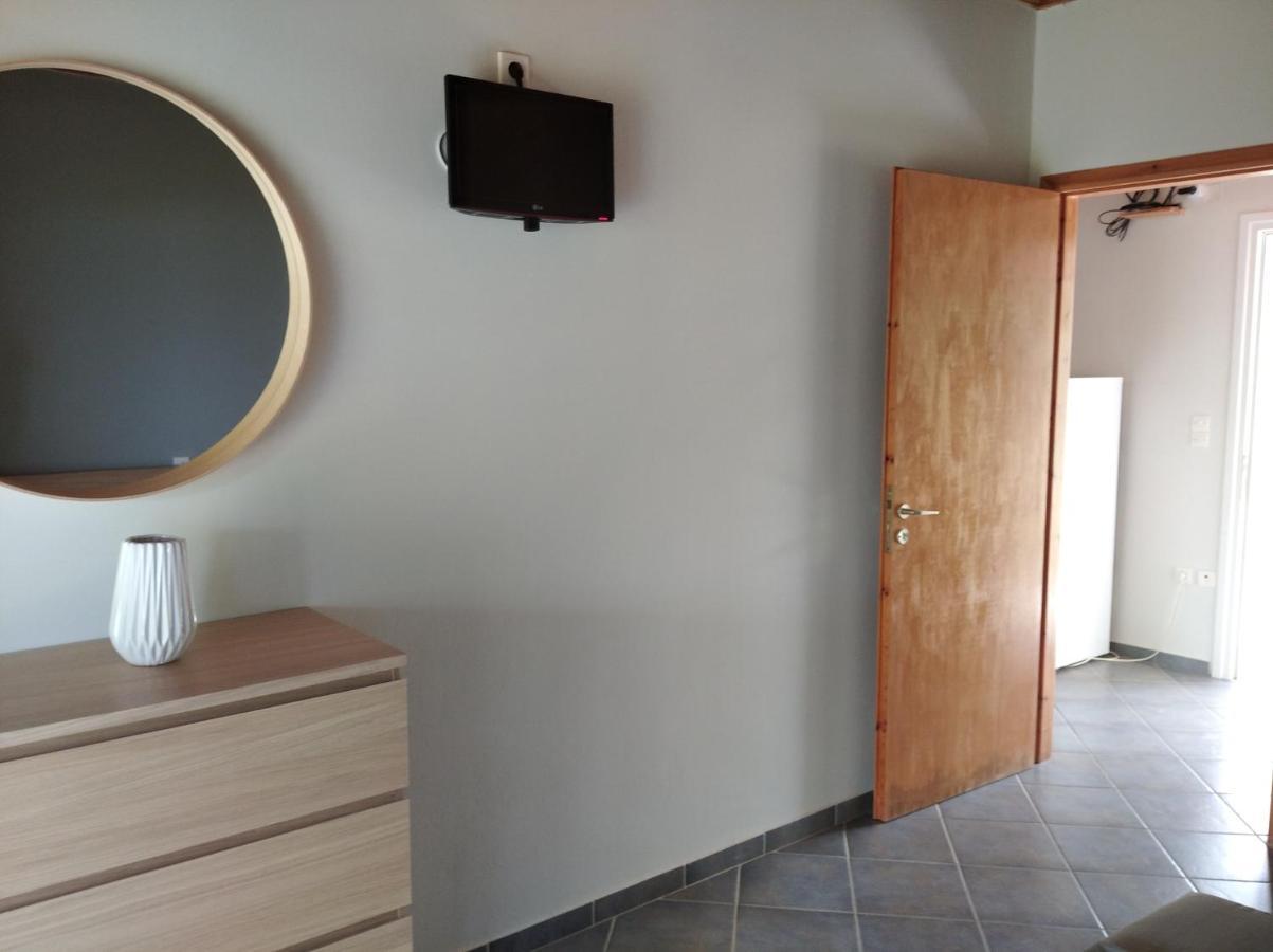 فيلا Aggeliki House 4 Kómboi المظهر الخارجي الصورة