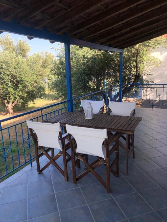 فيلا Aggeliki House 4 Kómboi المظهر الخارجي الصورة