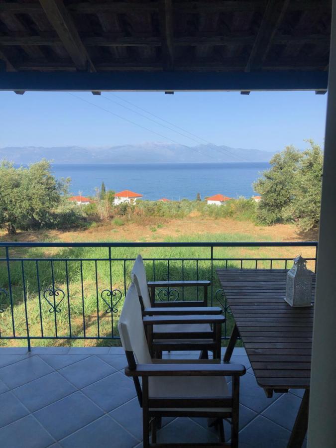 فيلا Aggeliki House 4 Kómboi المظهر الخارجي الصورة